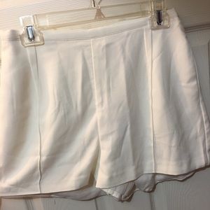 Finders Keepers “Carry On” Short